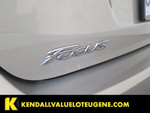Used 2015  Ford SE image 10