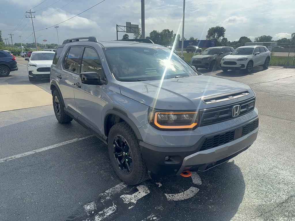 New 2026 Sonic Gray Pearl Honda TrailSport Elite image 3