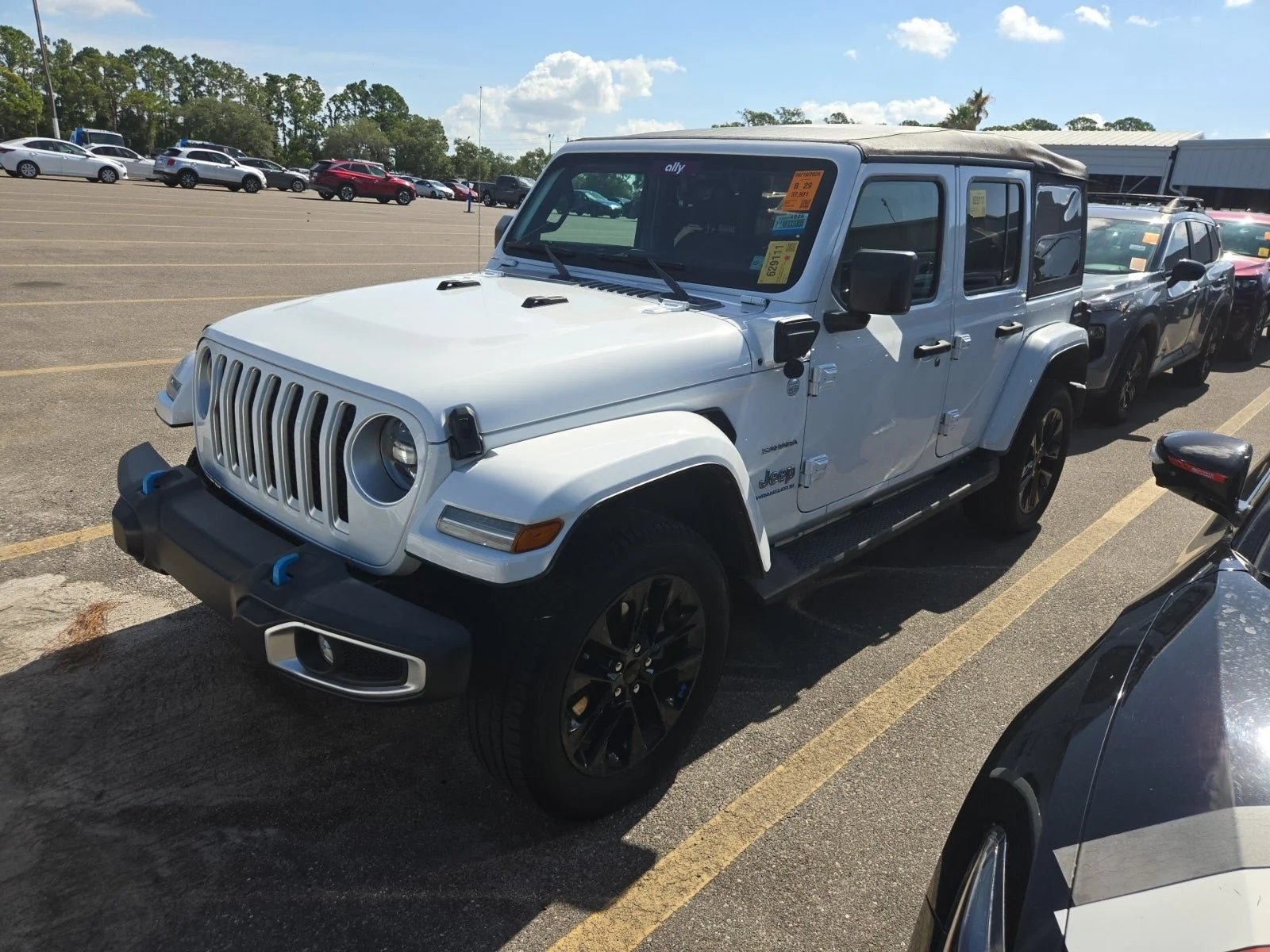 2023 Jeep Wrangler Unlimited 4xe Sahara 4WD photo