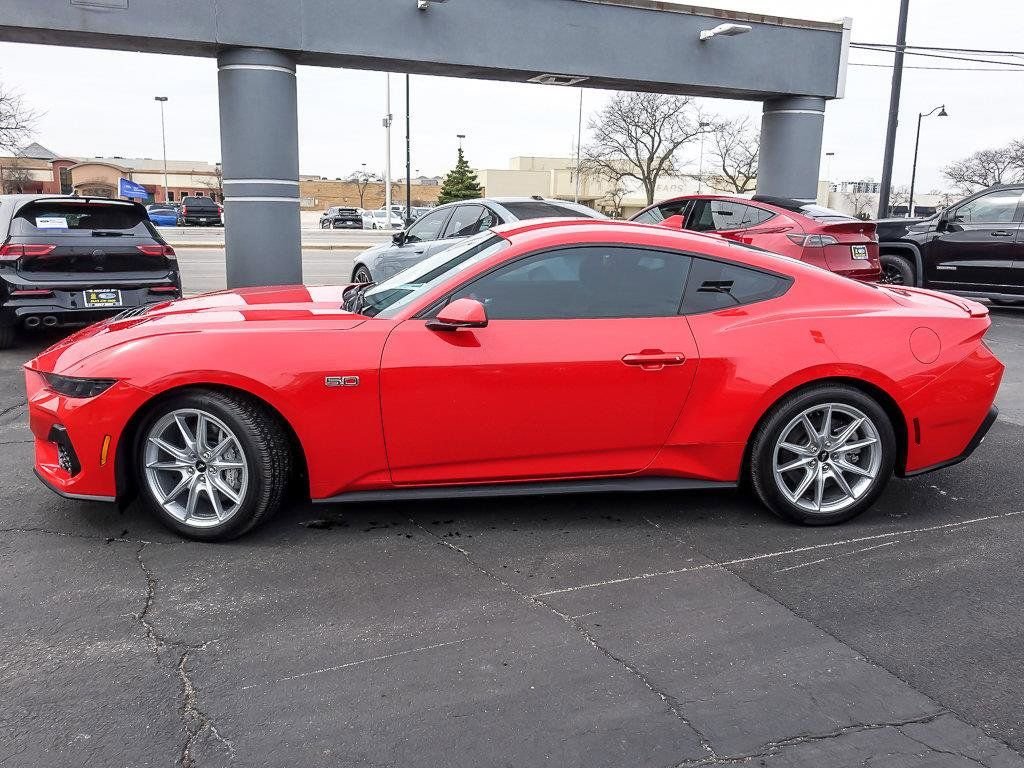 Used 2025 Red Ford  image 6