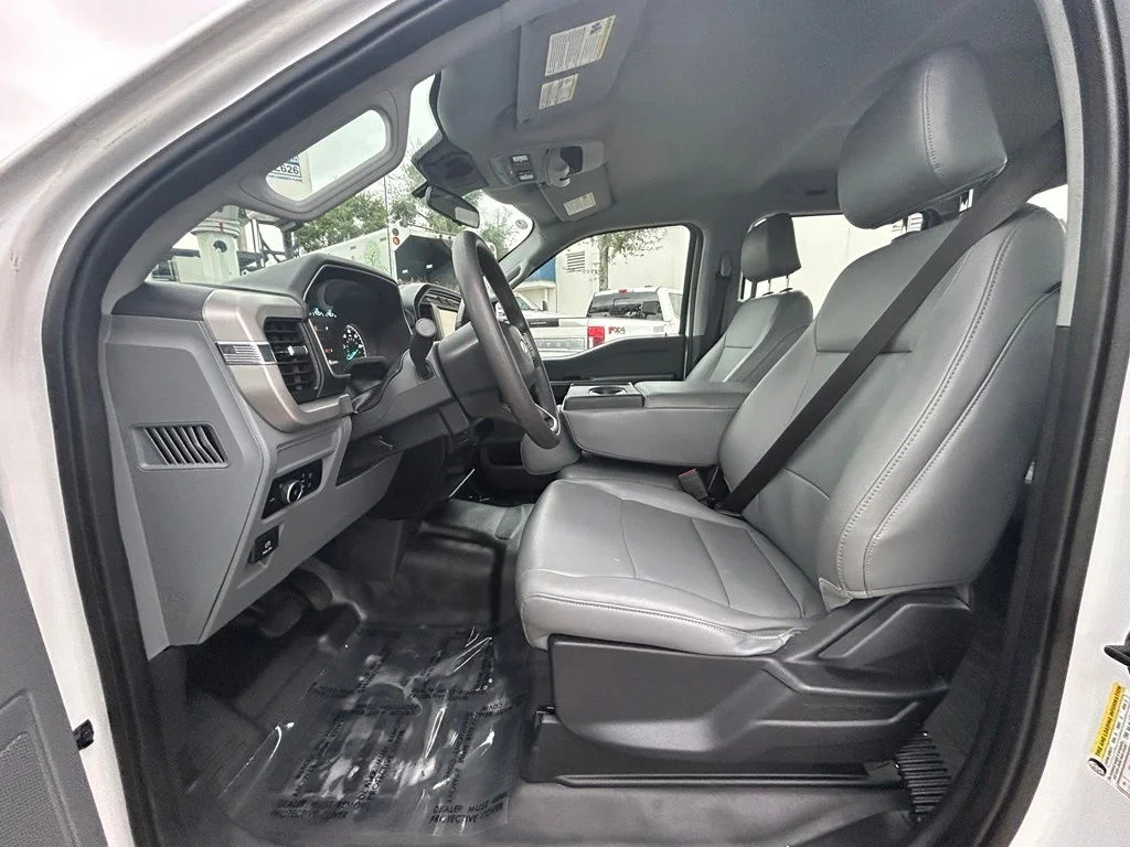 Used 2023 Oxford White Ford XL image 11