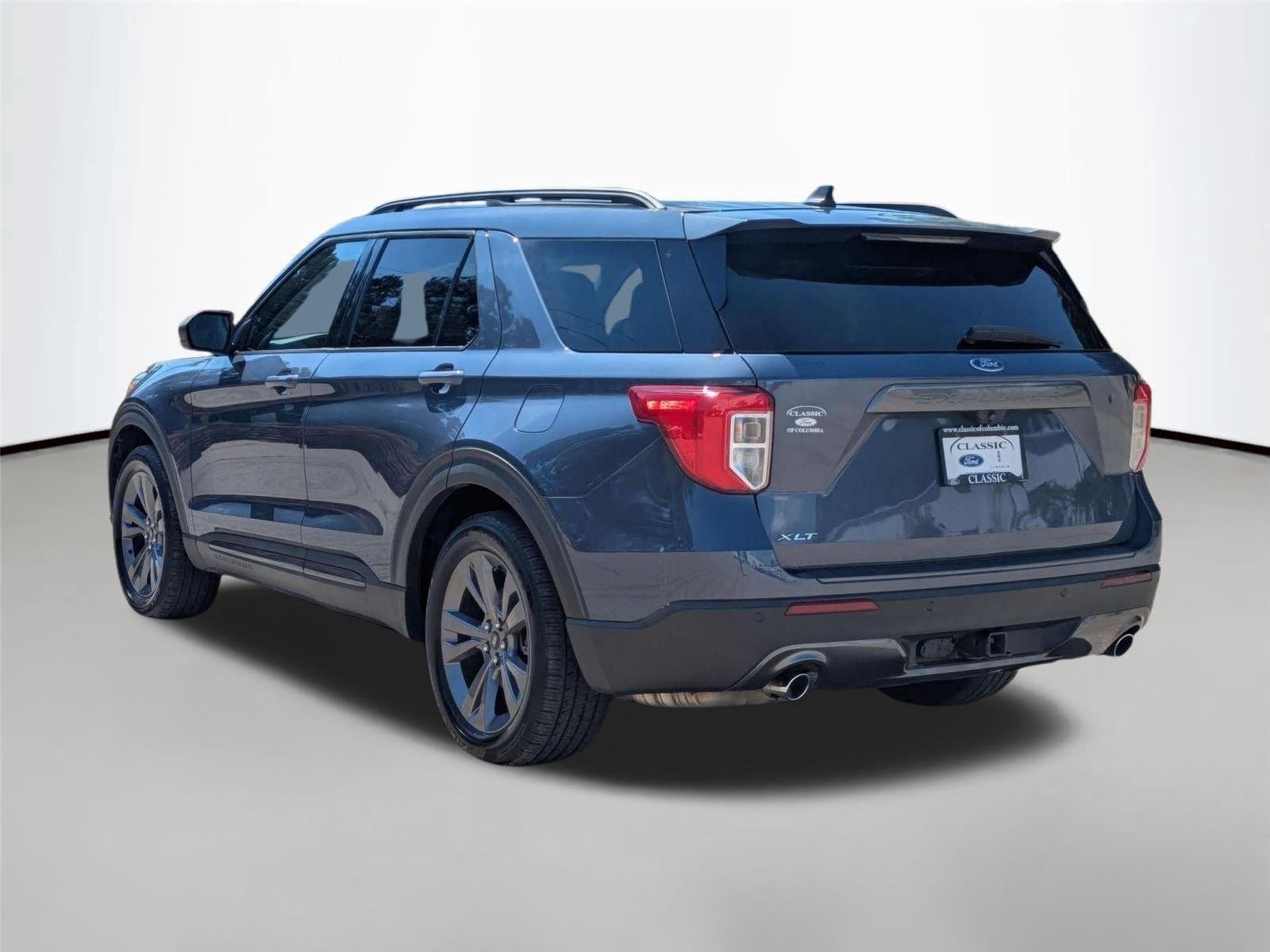 Used 2021 Infinite Blue Metallic Tinted Clearcoat Ford XLT image 7