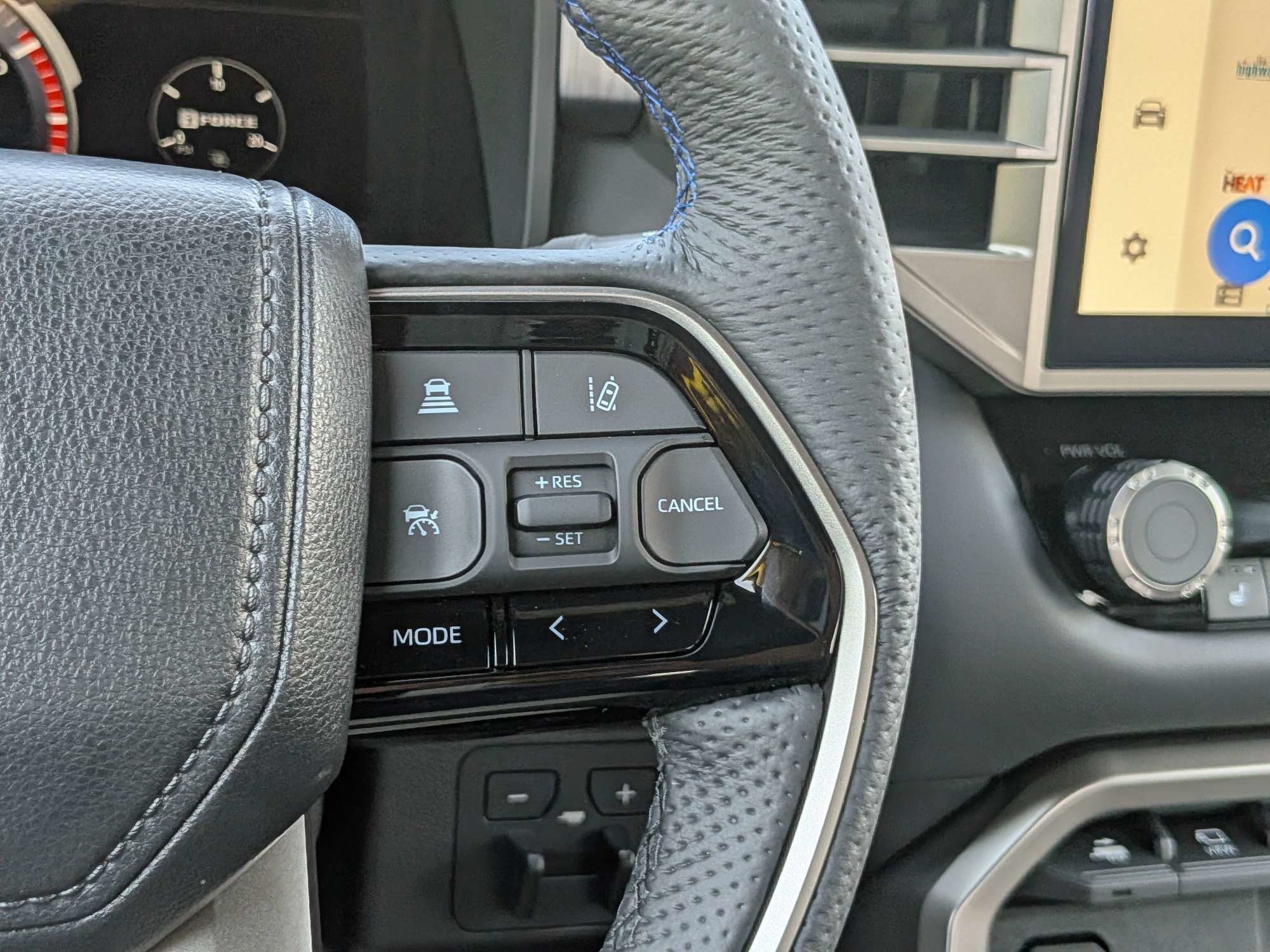 2026 Toyota Tundra Platinum - Photo 26