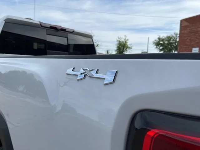 2022 GMC Sierra 2500HD SLT - Photo 12