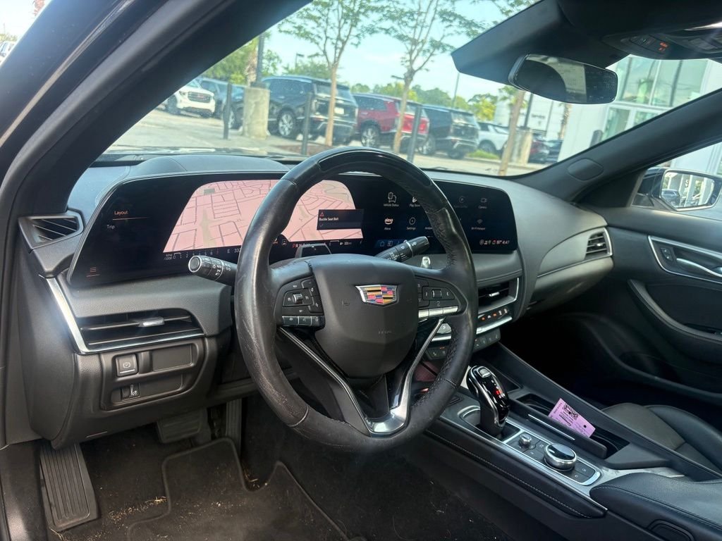 Used 2025 Black Cadillac Premium Luxury image 10