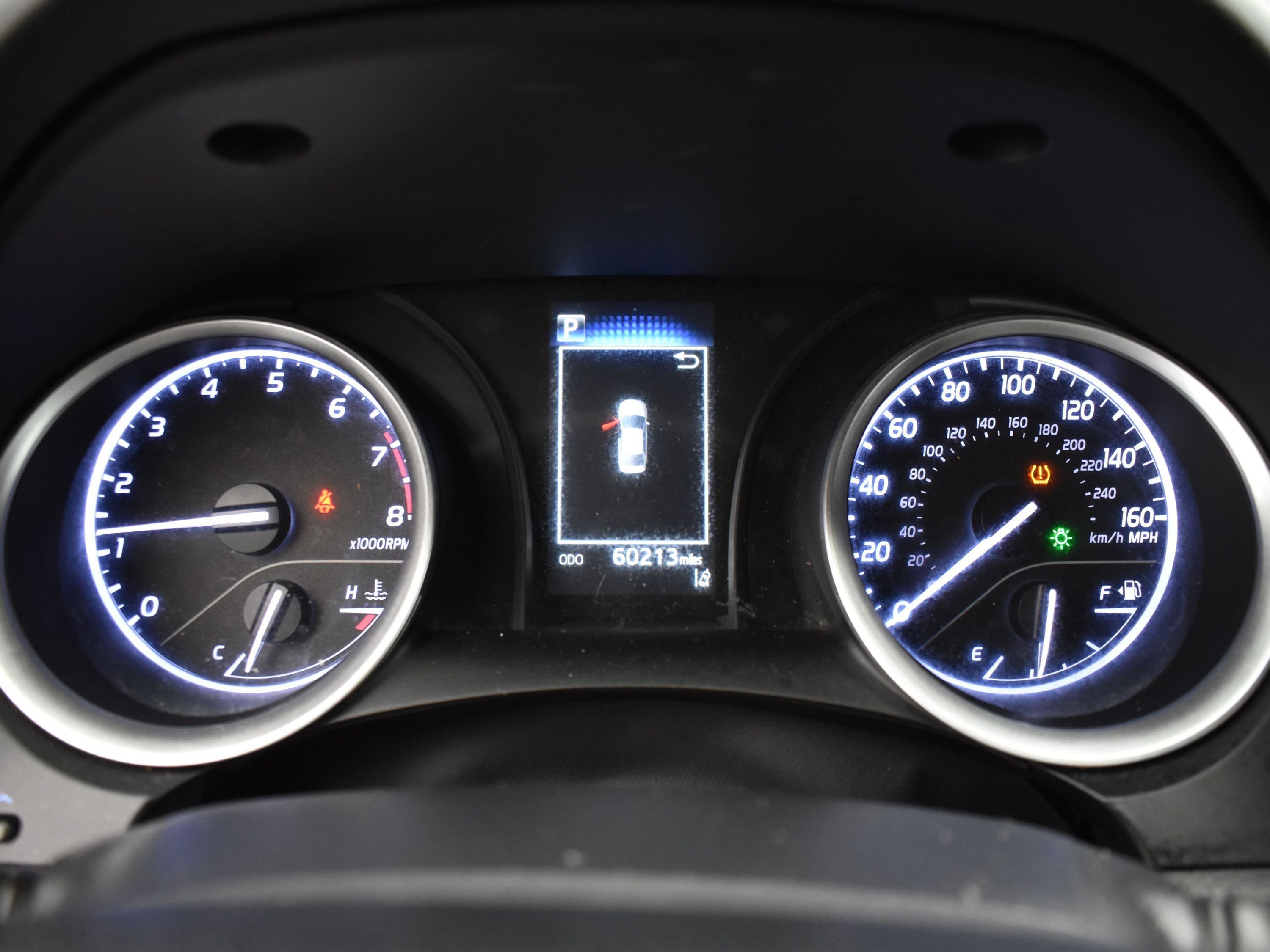 2021 Toyota Camry LE - Photo 13