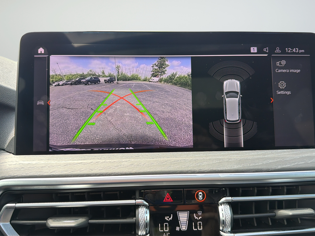 Used 2022 Blue BMW xDrive30i image 14