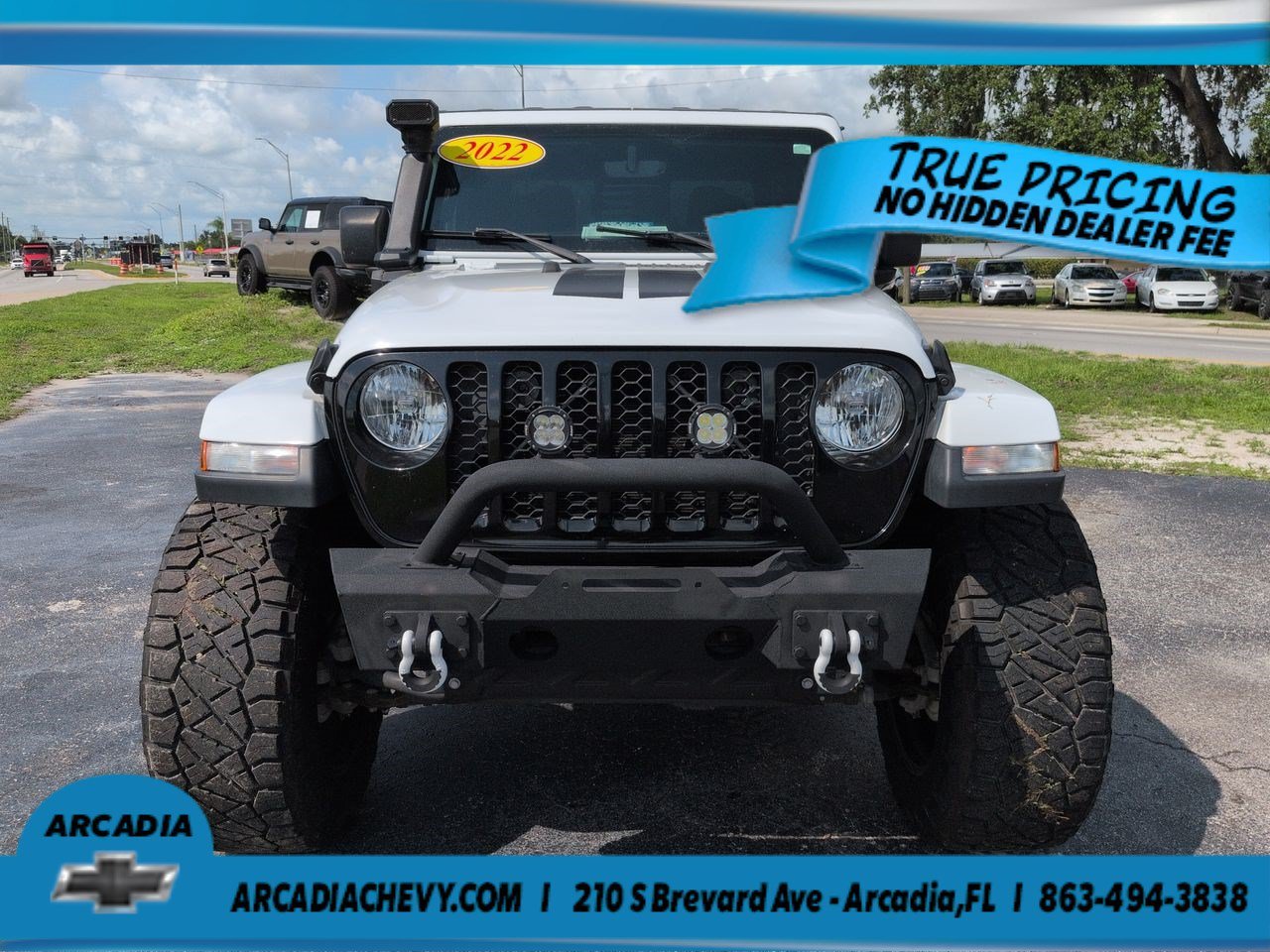 Used 2022 Bright White Clearcoat Jeep Willys image 9