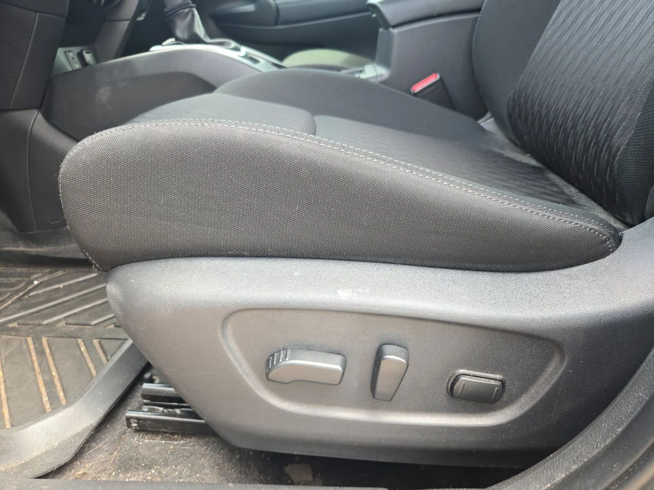 Used 2017 Magnetic Black Nissan SV image 13