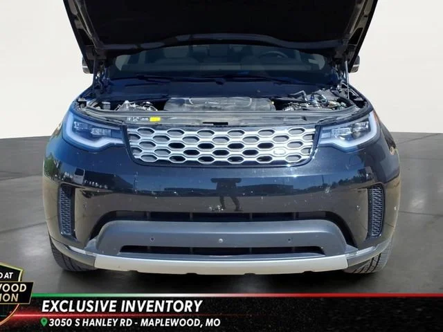 Used 2025  Land Rover S image 26