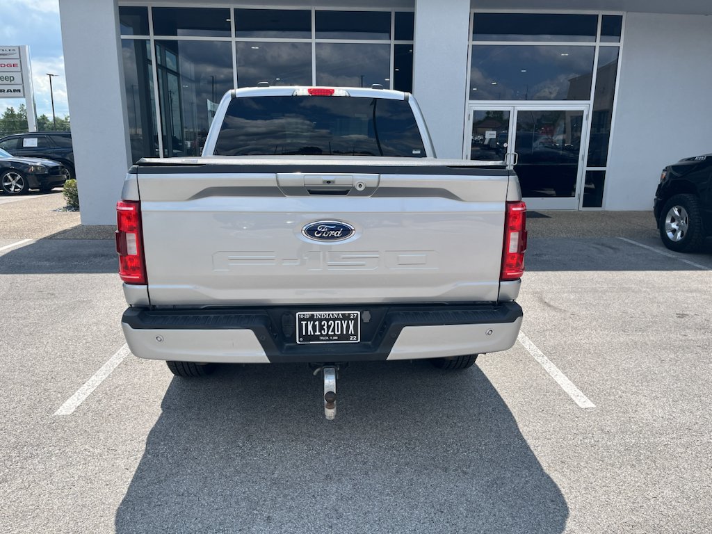 Used 2023 ICONIC SILVER METALLIC Ford XLT image 9