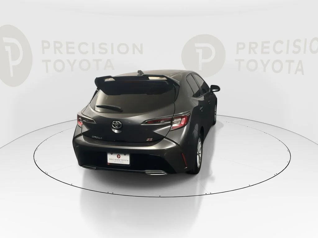 Used 2021 Magnetic Gray Metallic Toyota SE image 18