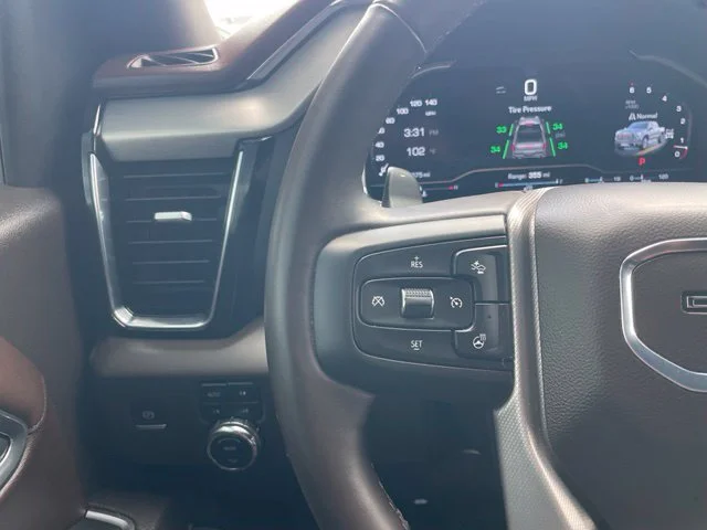 Used 2025 Silver GMC Denali image 13