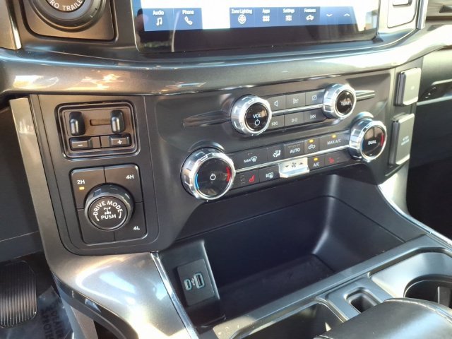 Used 2022 Black Metallic Ford XLT image 25