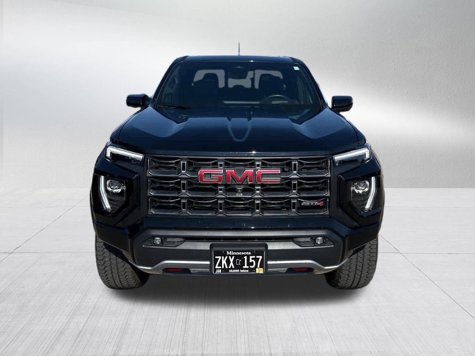 Used 2025 Onyx Black GMC AT4 image 2