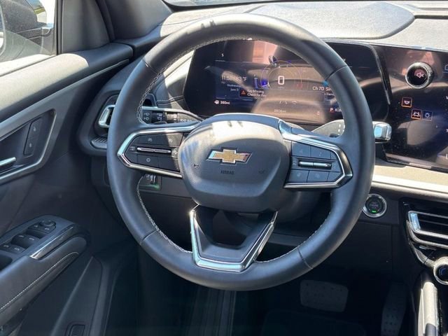 New 2026 Summit White Chevrolet LT image 8