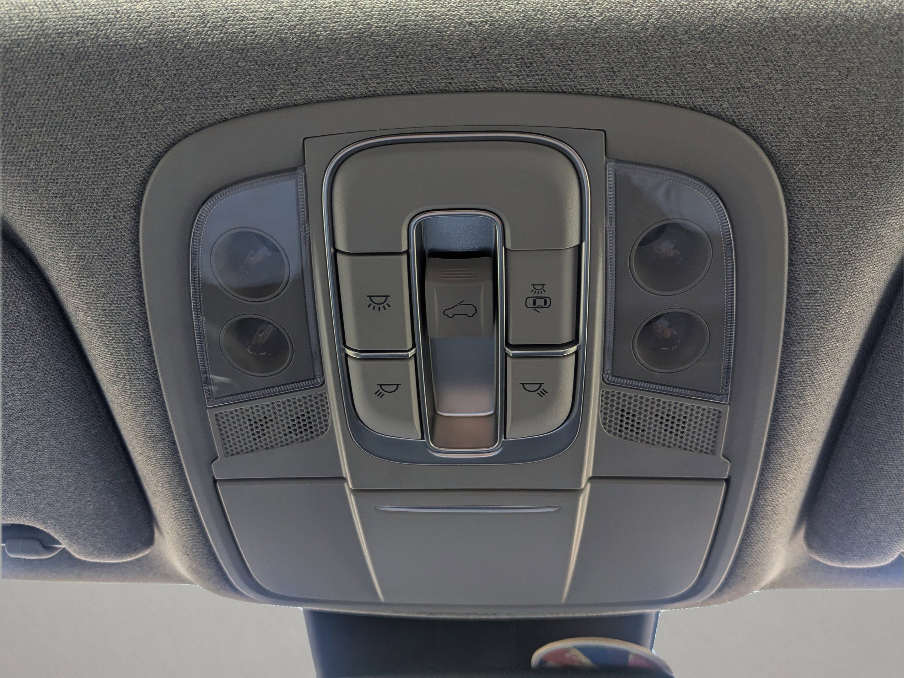 2020 Hyundai Santa Fe SEL - Photo 20