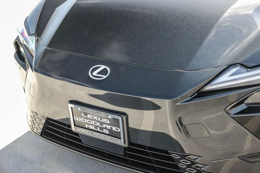 New 2026 Caviar Lexus ES 350e PREMIUM image 9