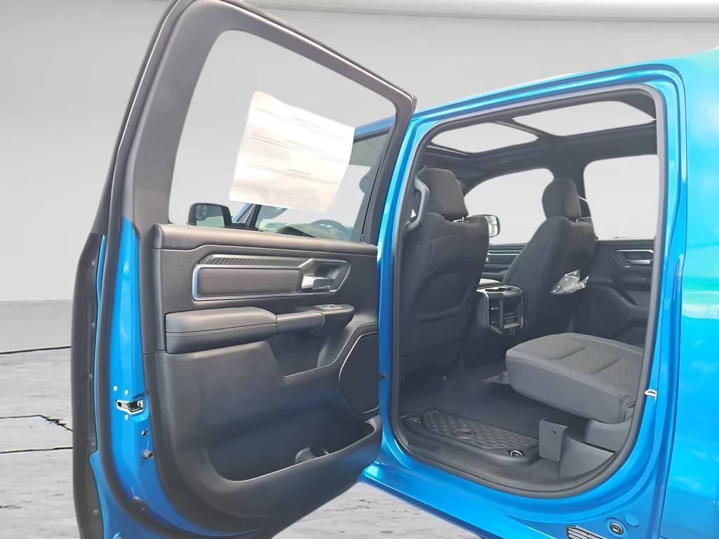 New 2026 Hydro Blue Pearl-Coat Exterior Paint RAM Big Horn/Lone Star image 11