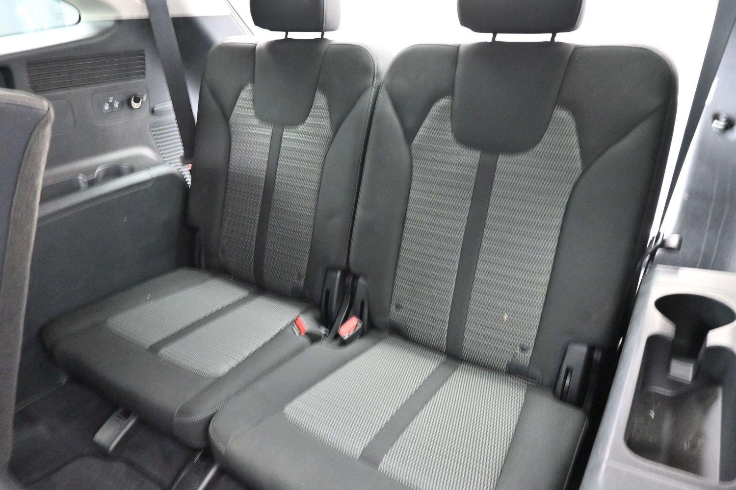 Used 2022 Gravity Gray Kia LX image 26