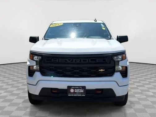 Used 2024 White Chevrolet Custom image 8
