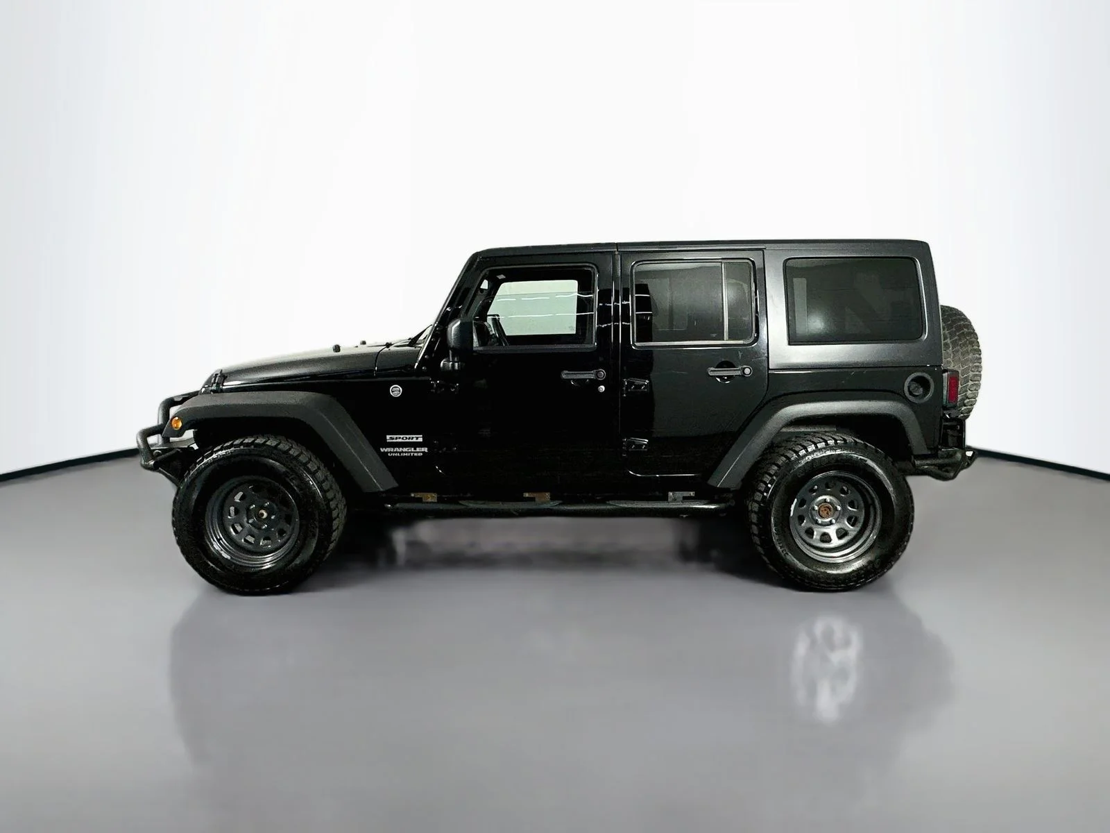 Used 2017 Black Clearcoat Jeep Unlimited Sport image 5