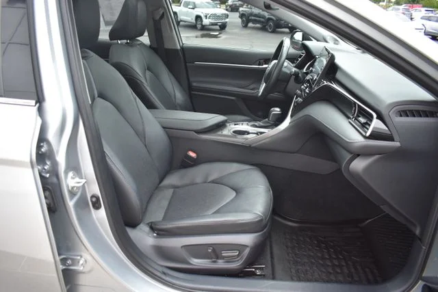 Used 2023 Silver Toyota XLE image 17