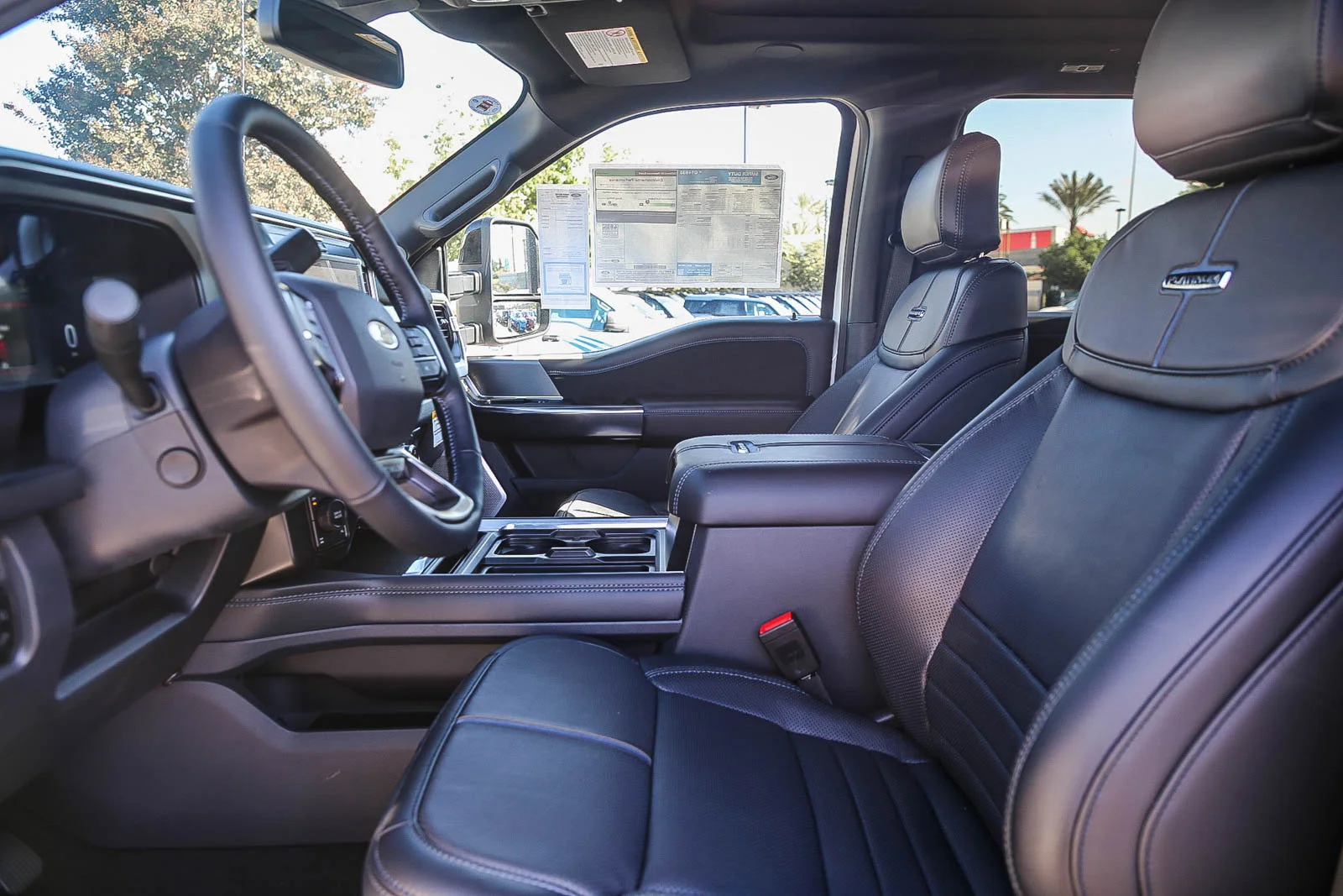 2026 Ford F-350 Super Duty Platinum - Photo 20