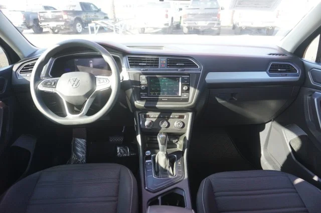 Used 2022 GRAY Volkswagen S image 21