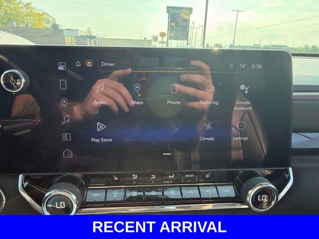 Used 2023 Blue Chevrolet Z71 image 46