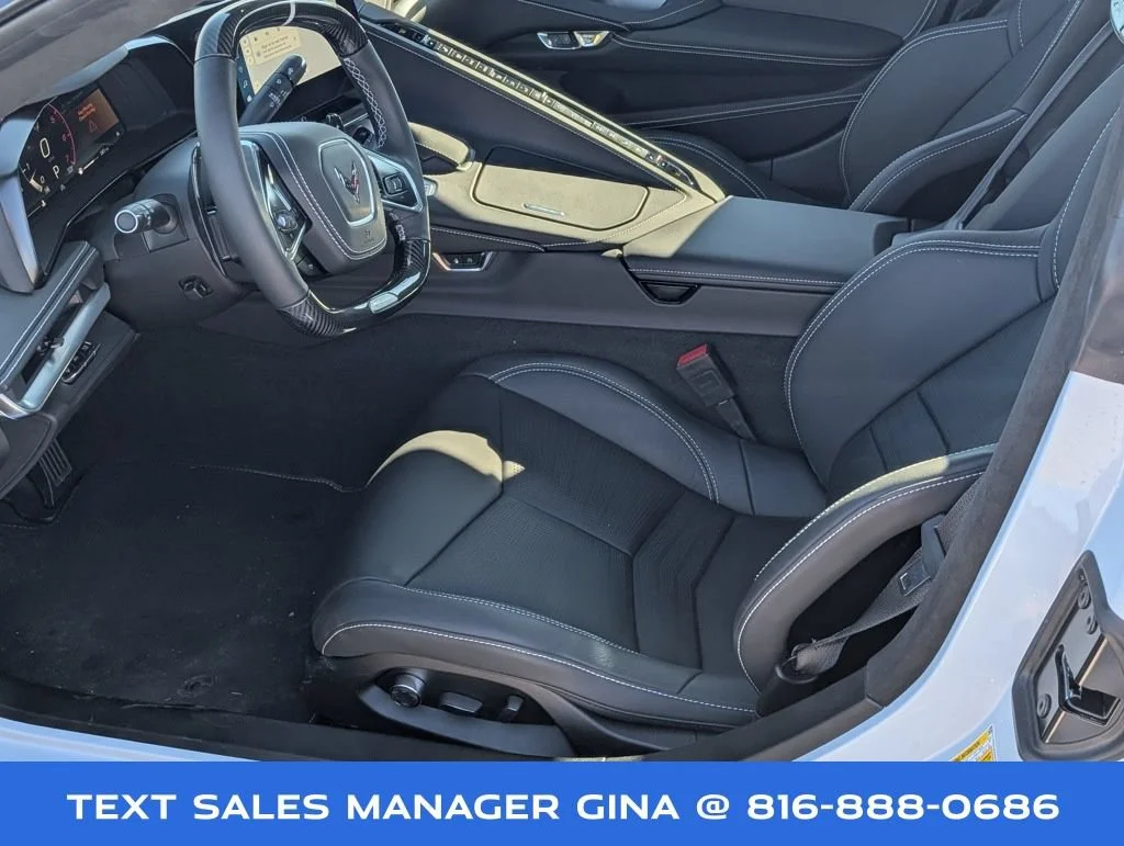 2024 Chevrolet Corvette 3LZ - Photo 36