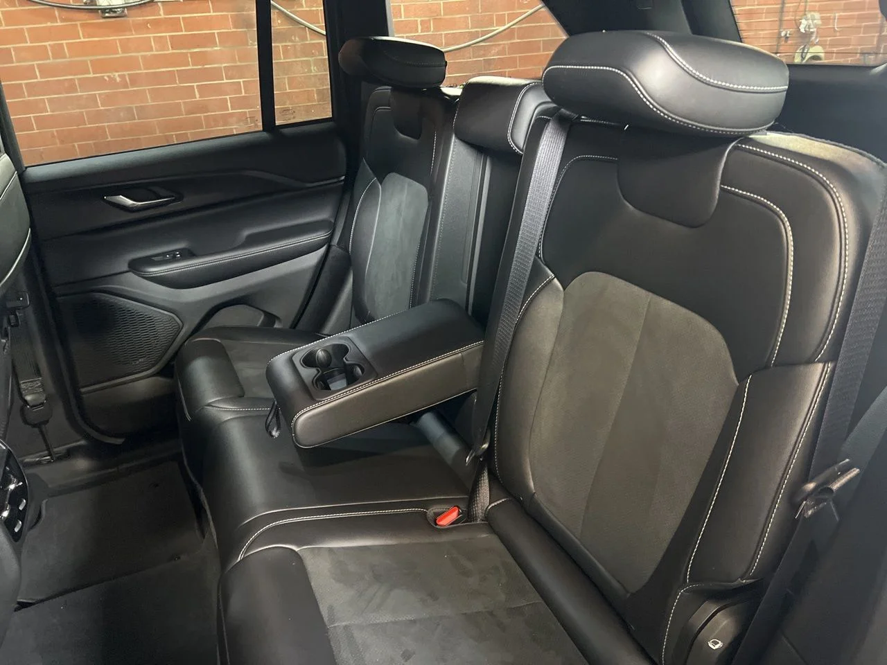 Used 2024 White Jeep Altitude X image 22