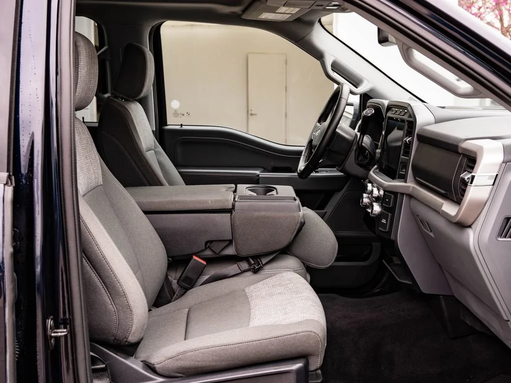 Used 2023 Antimatter Blue Metallic Ford XLT image 25