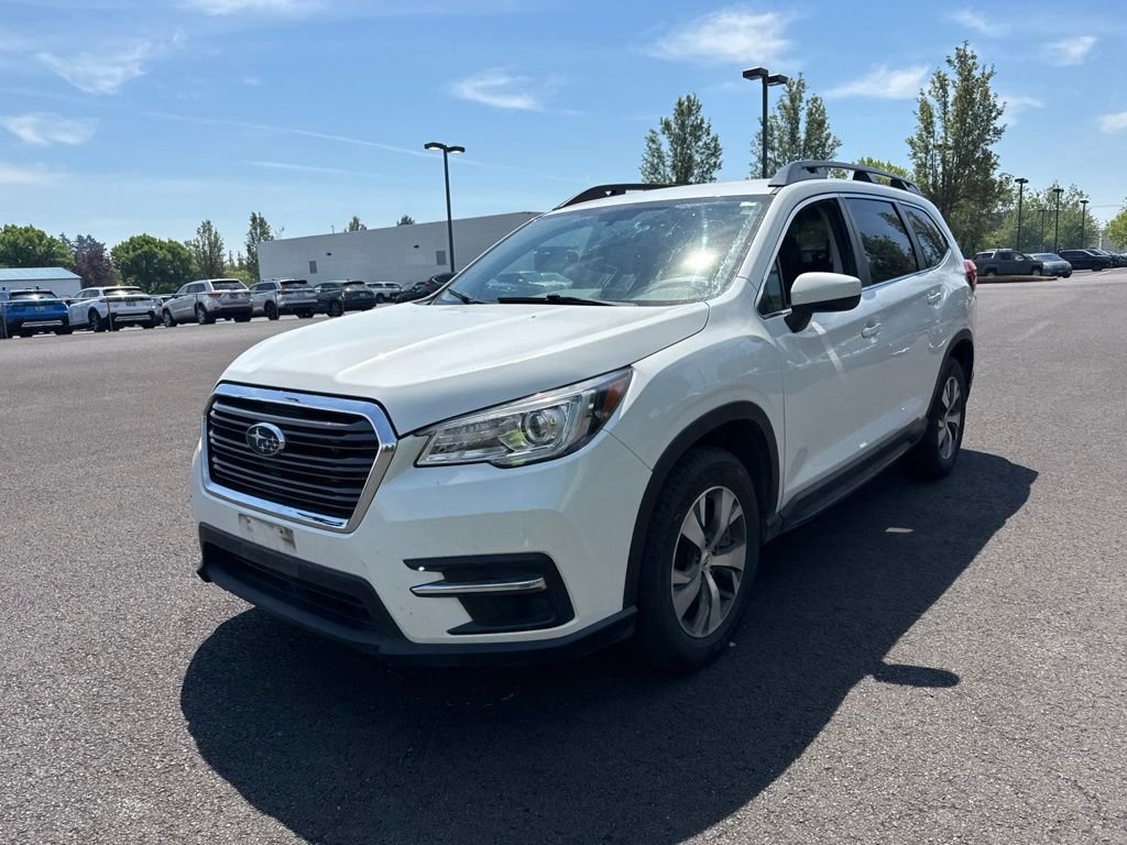 Used 2022 Crystal White Pearl Subaru Premium image 3