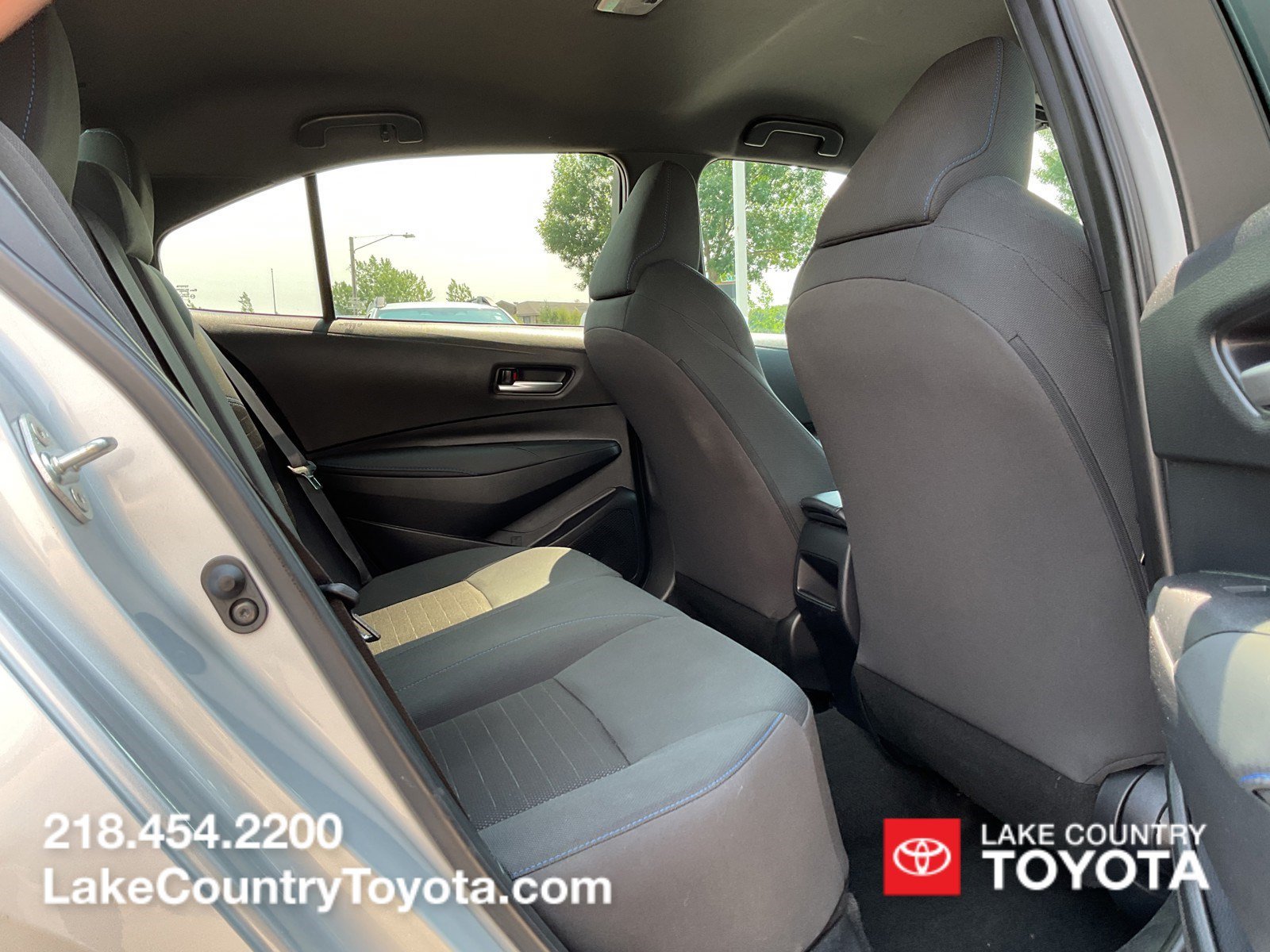 Used 2022 Silver Toyota SE image 13