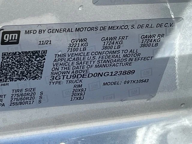 Certified Used 2022 Silver GMC SLT image 35