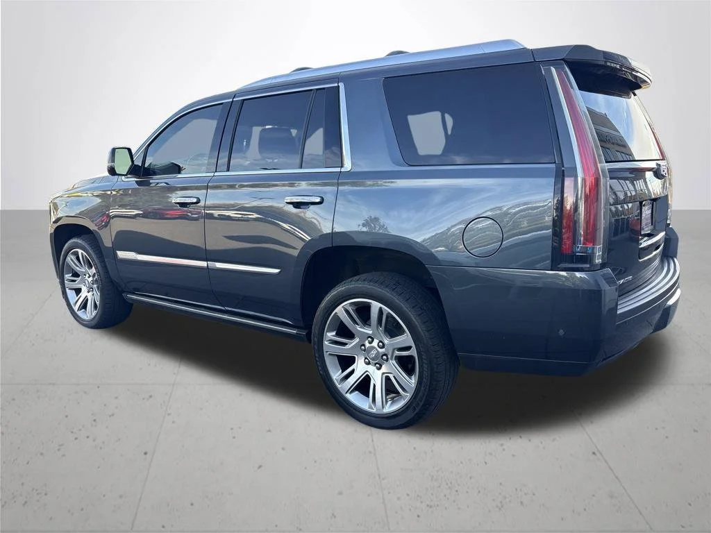 Used 2019 Gray Cadillac Premium Luxury image 10