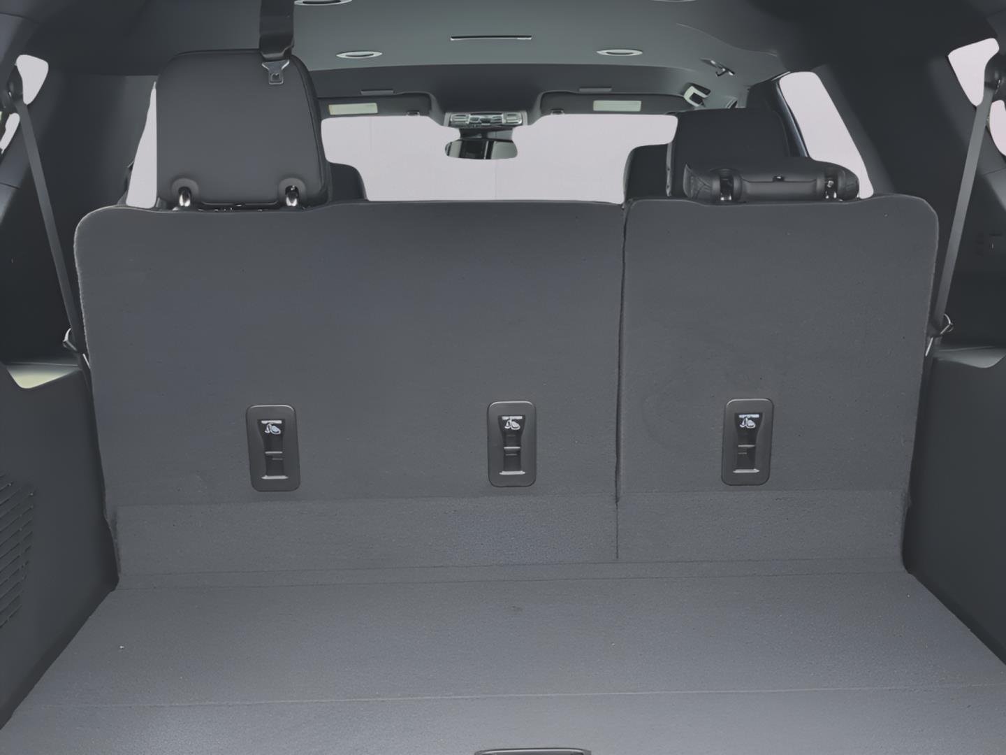 2026 Chevrolet Suburban LT - Photo 21