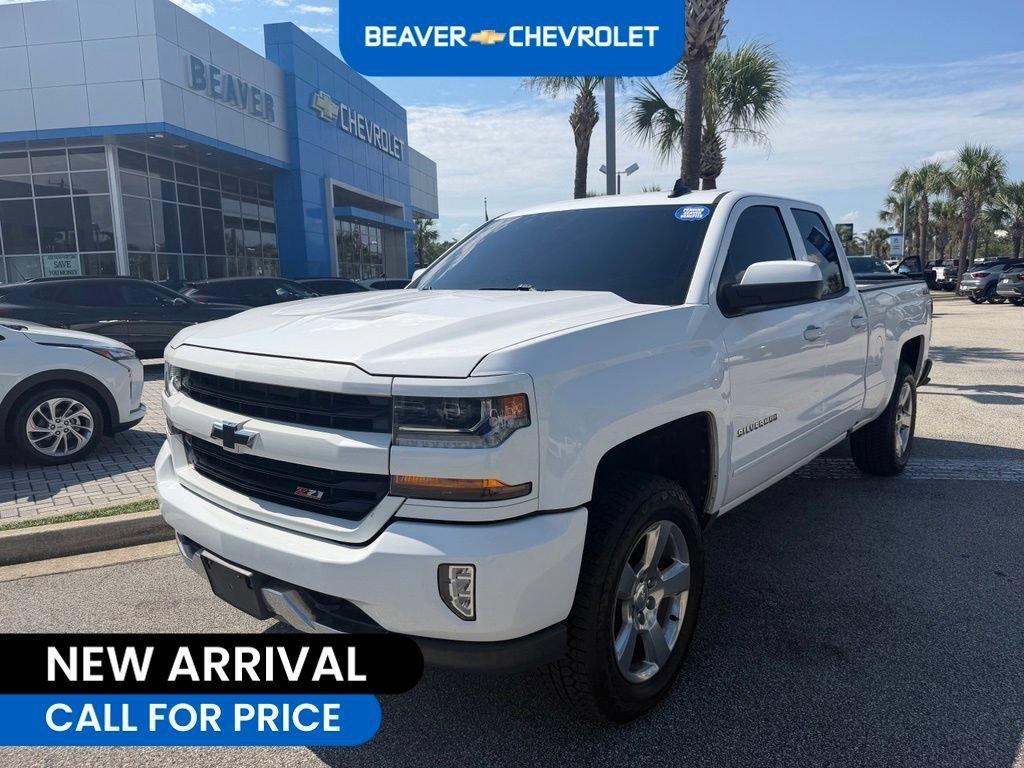 Used 2018 SUMMIT WHITE Chevrolet LT image 1