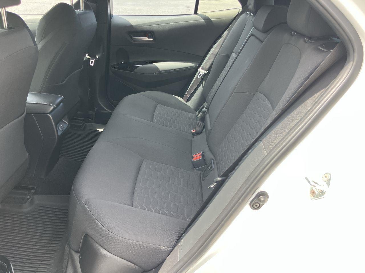 Used 2025 White (Ice Cap) Toyota SE image 22
