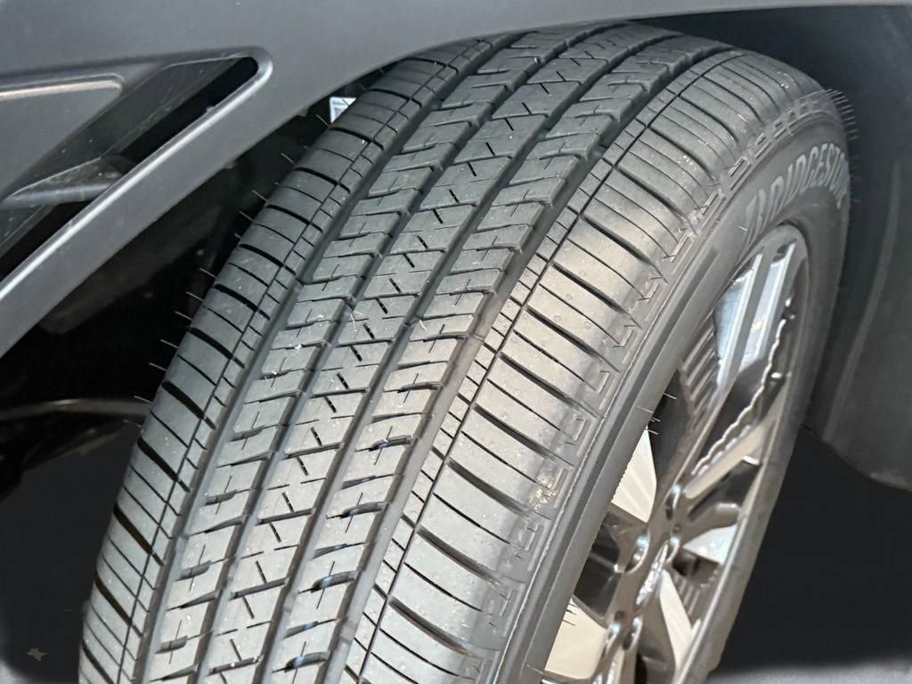 New 2026 CRYSTAL BLACK SILICA Subaru Touring Hybrid image 23