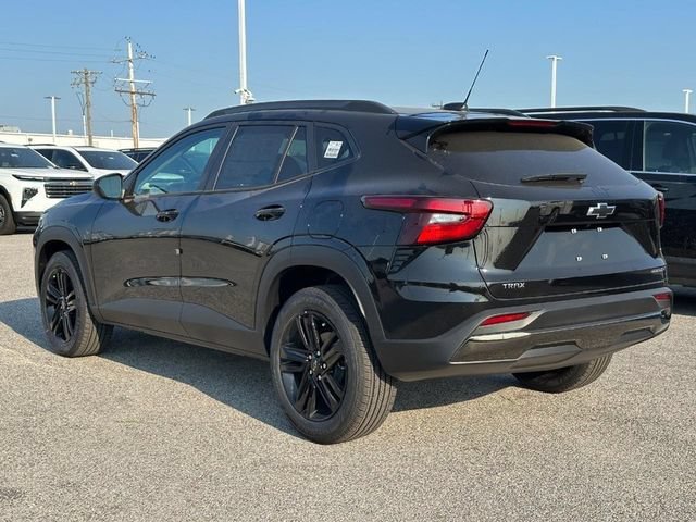 New 2026 Mosaic Black Metallic Chevrolet ACTIV image 3