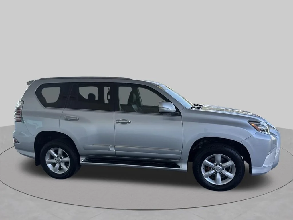 Used 2019 Silver Lexus 460 image 11