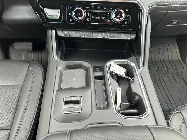 2026 GMC Sierra 2500HD Denali - Photo 18