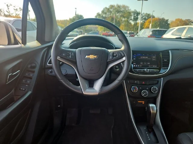 Used 2022 MIDNIGHT BLUE METALLIC Chevrolet LT image 14