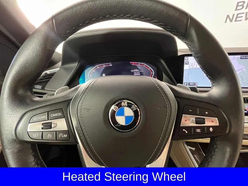 Used 2022 Blue Metallic BMW xDrive40i image 10