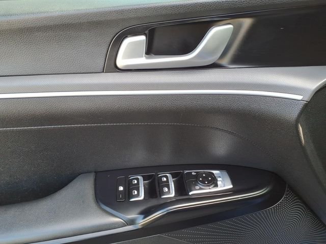 Used 2021 Blue Kia GT-Line image 11