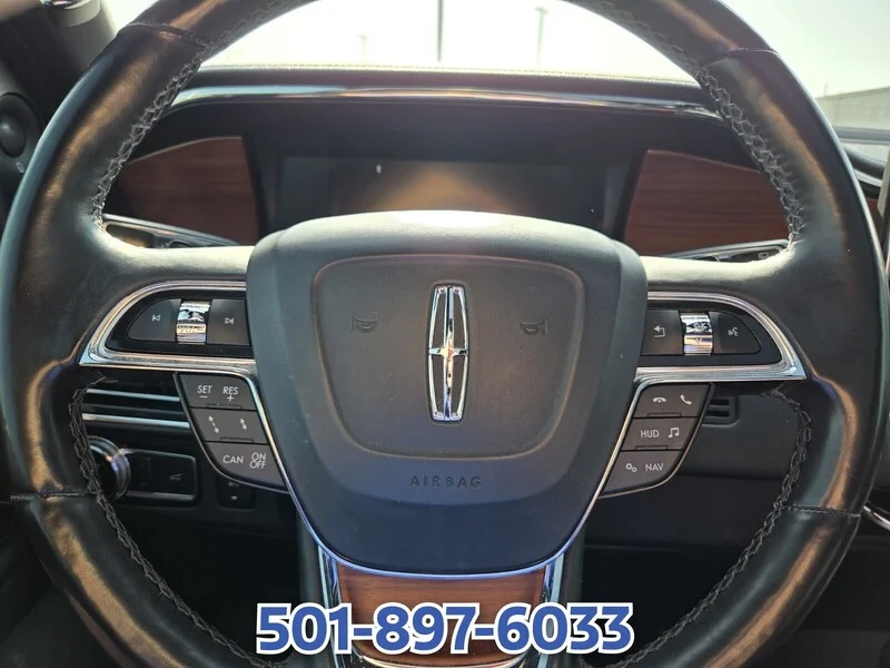 Used 2020 White LINCOLN RESERVE 4X4 image 27