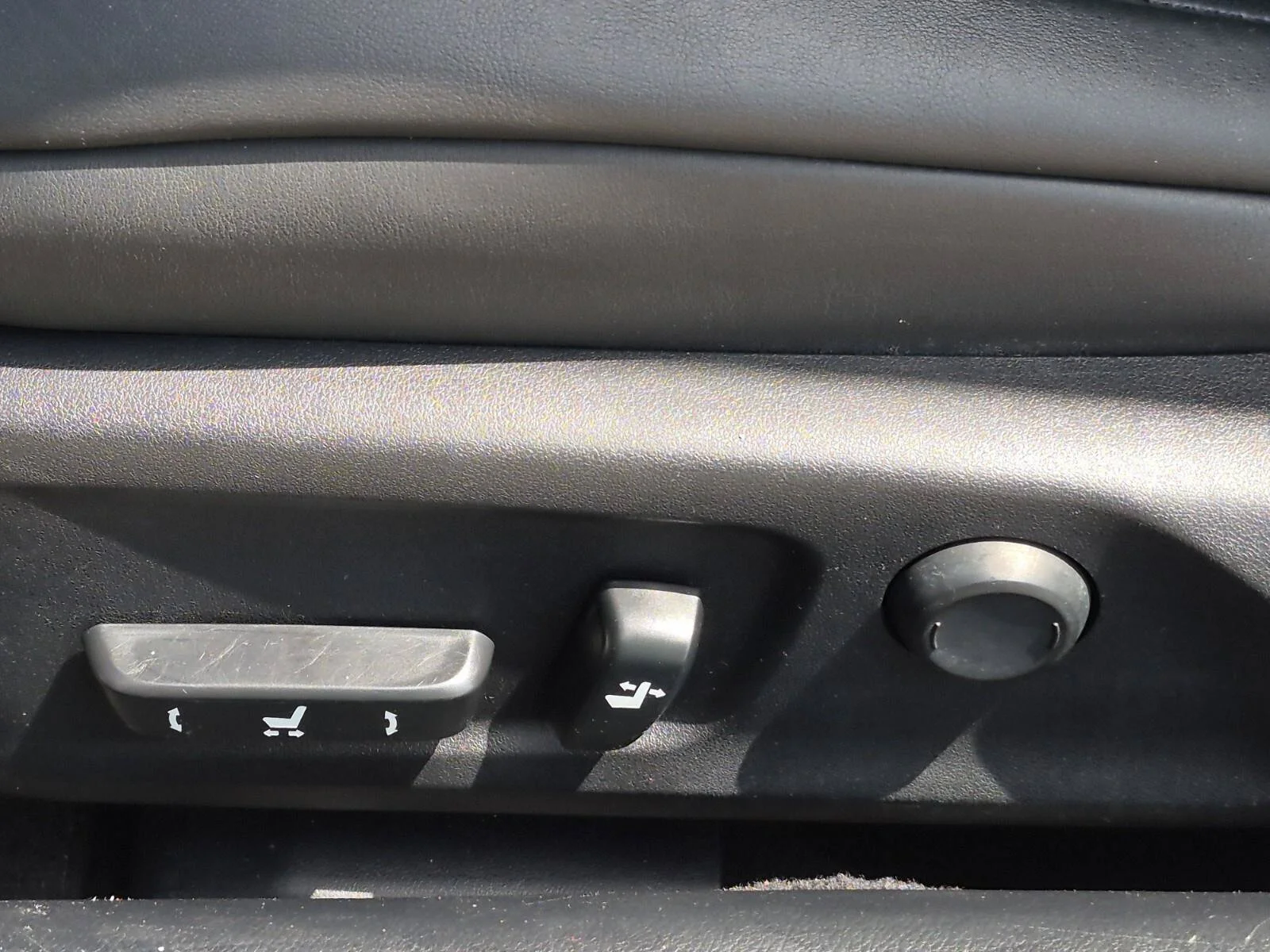Used 2015 Nebula Gray Pearl Lexus 350 image 15