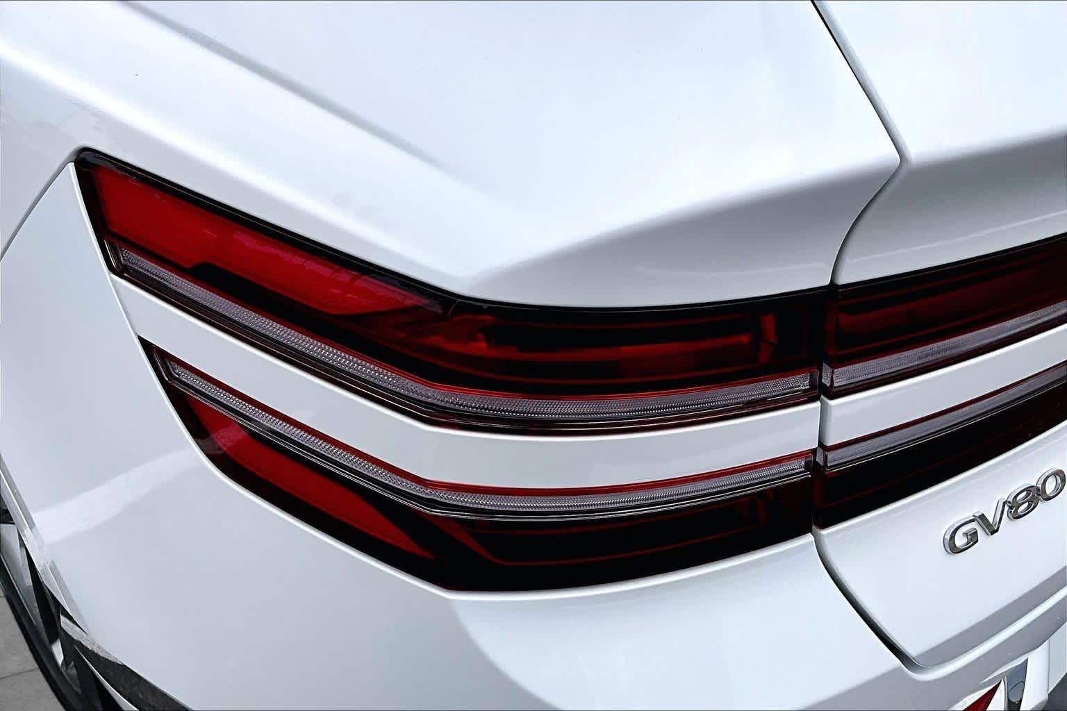 Used 2024 Uyuni White Genesis  image 25